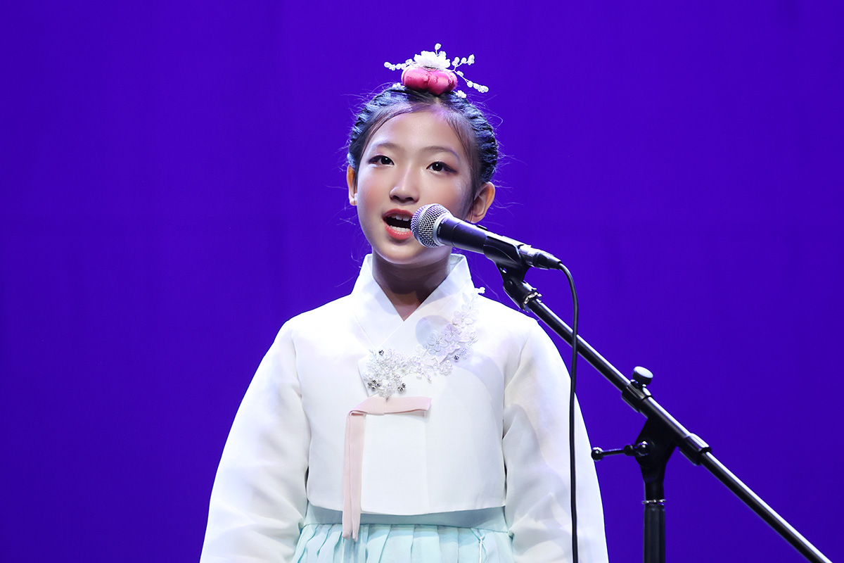 1200px_246A0099_crop.jpg