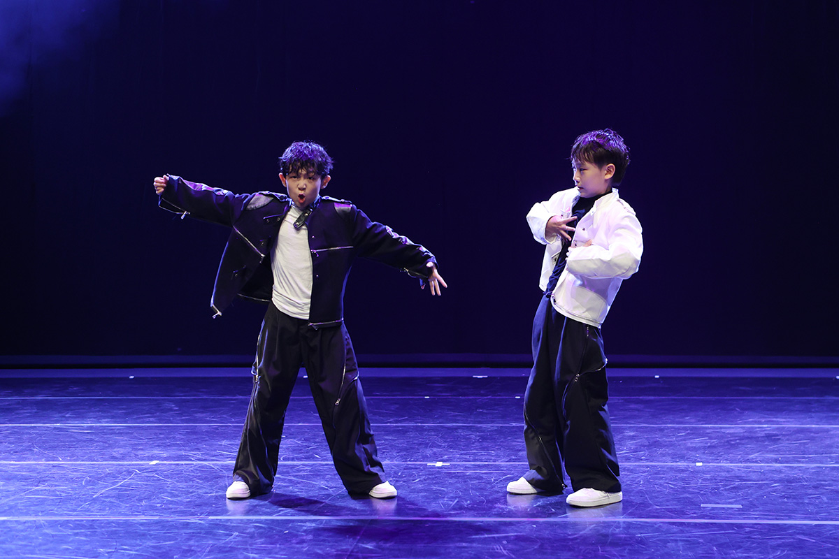 1200px_246A1068_crop.jpg