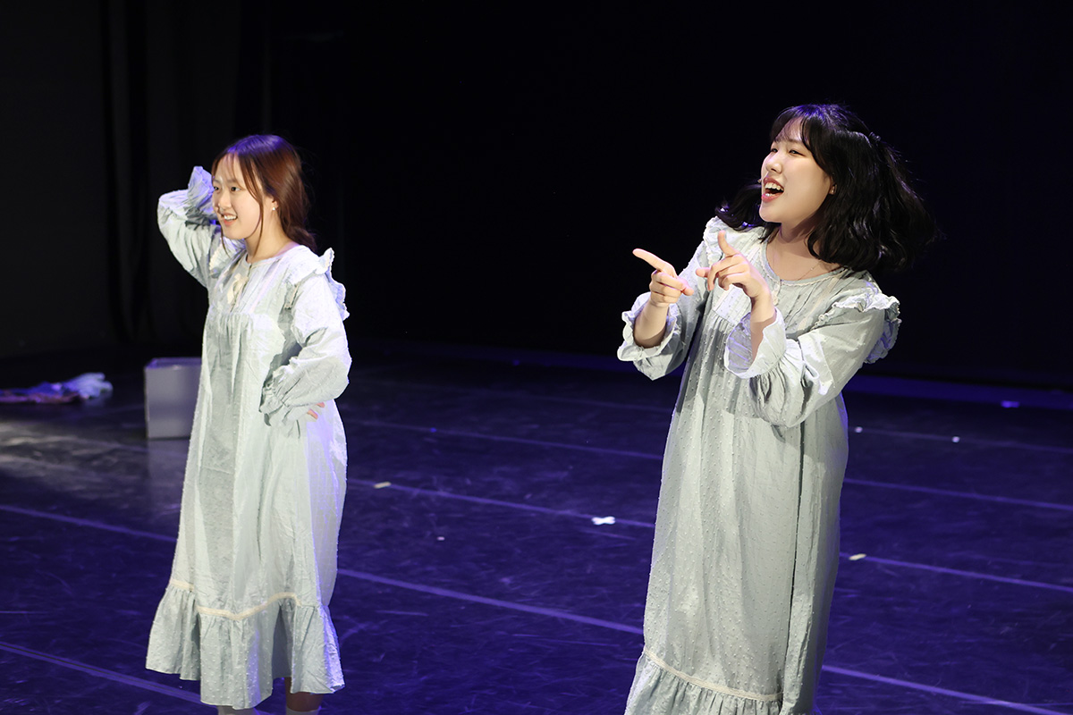 1200px_246A1536_crop.jpg