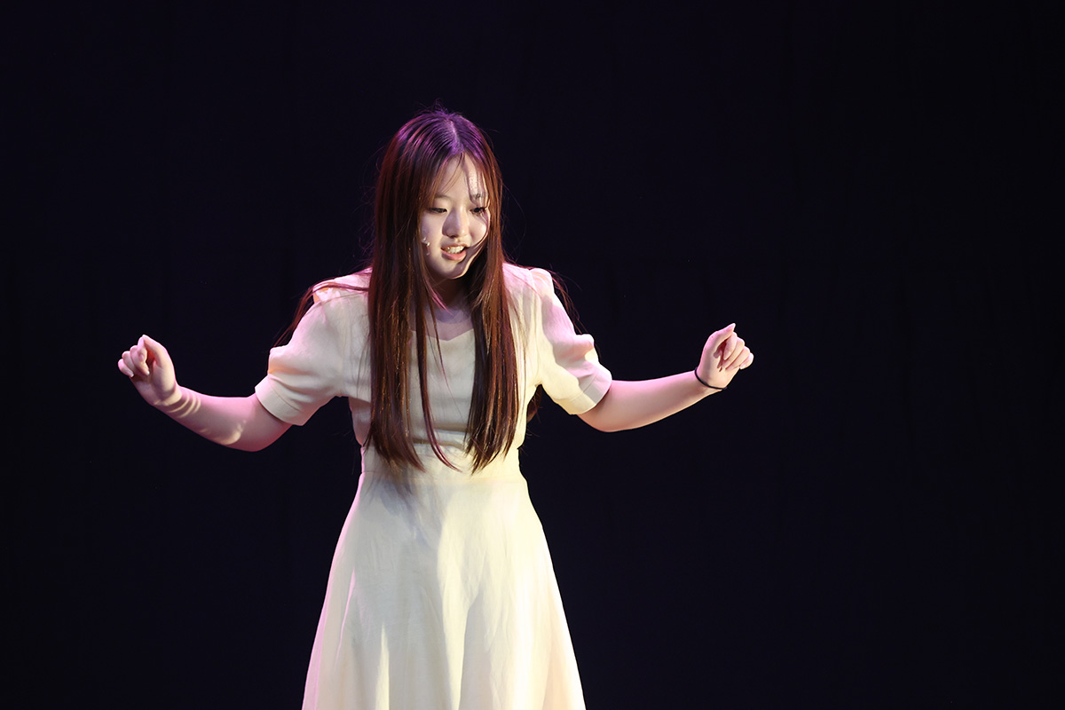 1200px_246A1260_crop.jpg