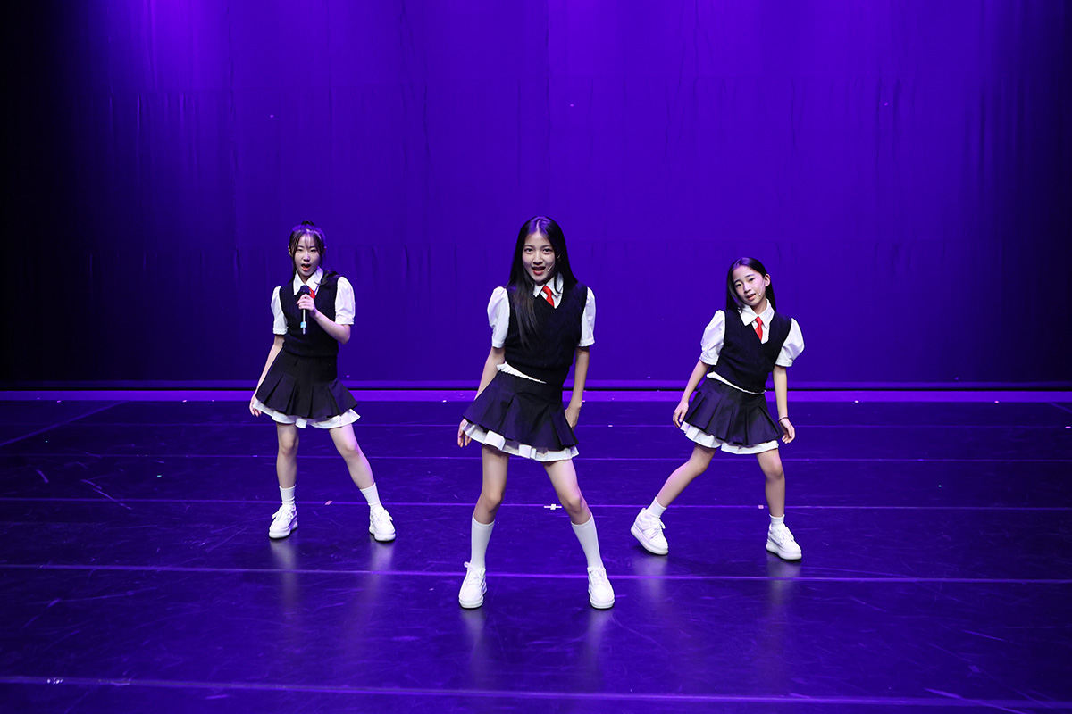 1200px_246A0675_crop.jpg